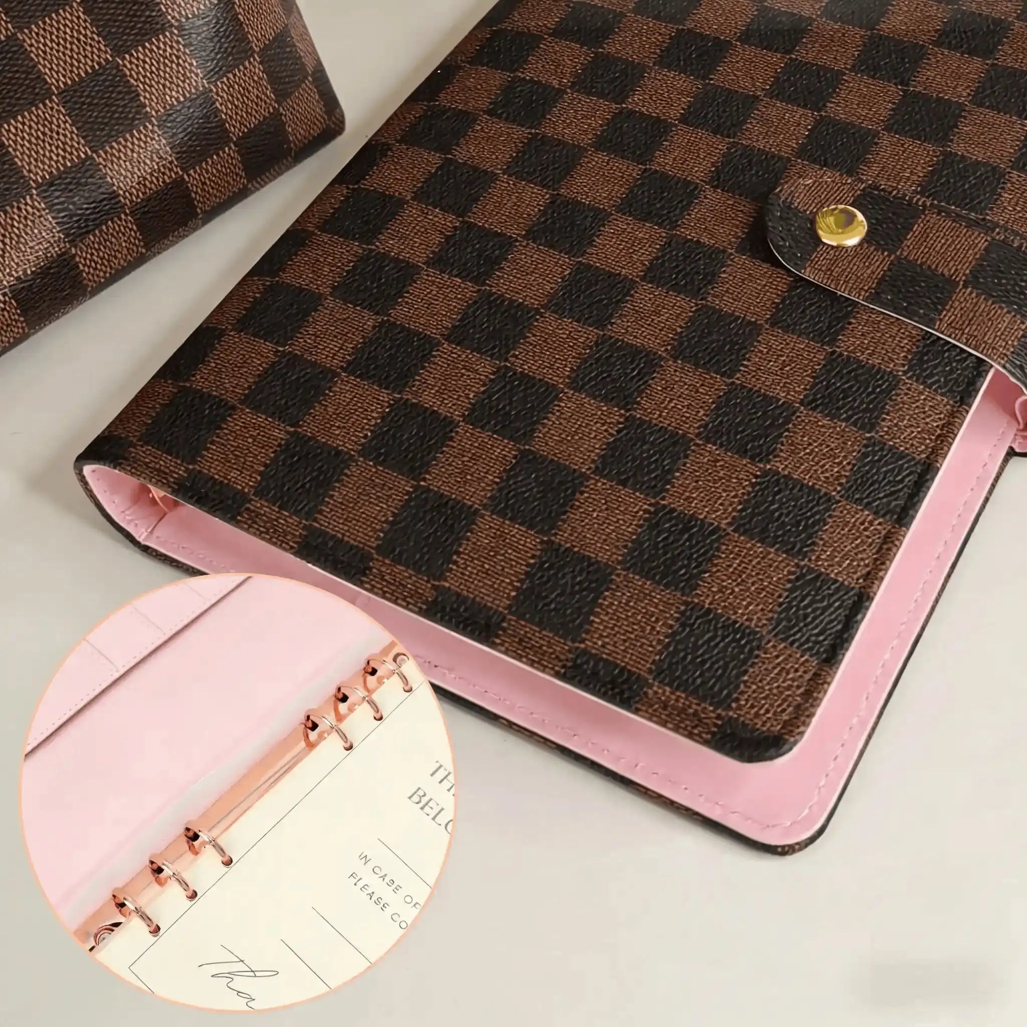 Stylish Checkered Business Padfolio